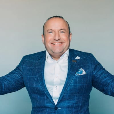 Dave Fishwick Official Speaker Profile Picture