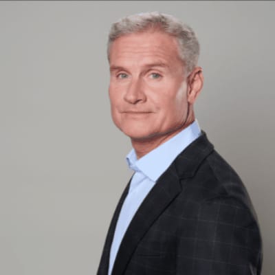 David Coulthard MBE Official Speaker Profile Picture