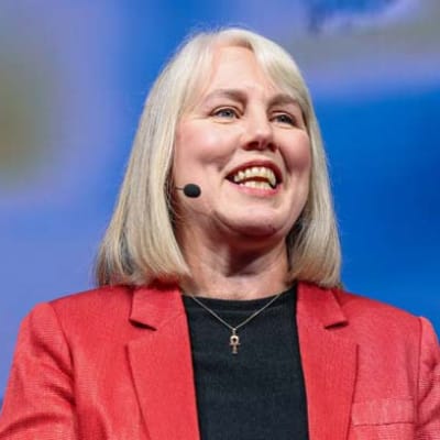 Dr. Gabrielle Walker Official Speaker Profile Picture