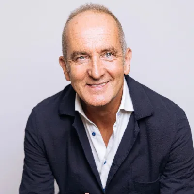 Kevin McCloud Official Speaker Profile Image