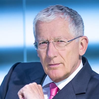 Nick Hewer Official Speaker Profile Picture
