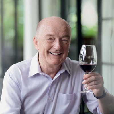 Oz Clarke Official Speaker Profile Picture
