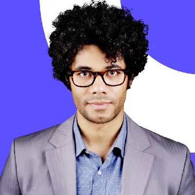 Richard Ayoade Official Speaker Profile Image