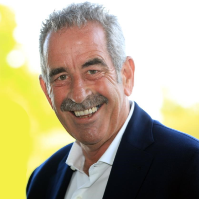 Sam Torrance MBE OBE Official Speaker Profile Picture