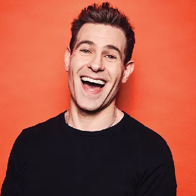 Simon Brodkin Official Speaker Profile Image