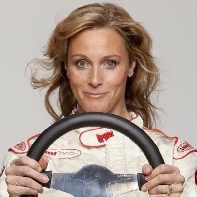 Vicki Butler-Henderson Official Speaker Profile Image