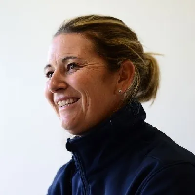 Charlotte Edwards Official Speaker Profile Image