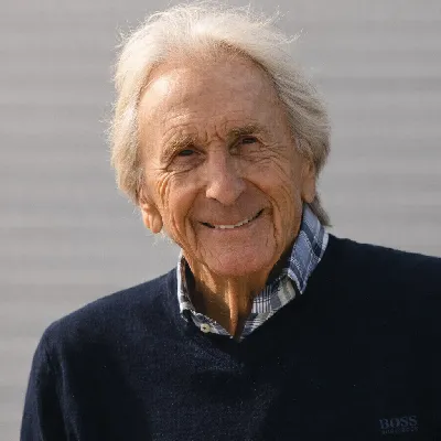 Derek Bell Official Speaker Profile Image