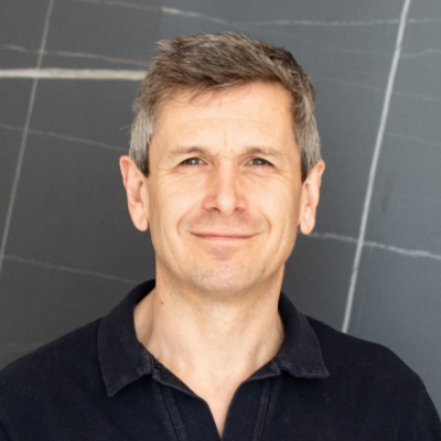 Simon Torrance Official Speaker Profile Picture