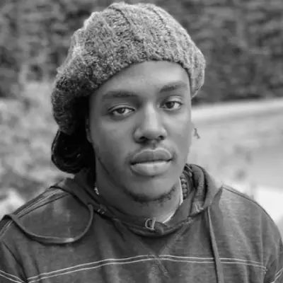 Aquayemi-Claude G. Akinsanya