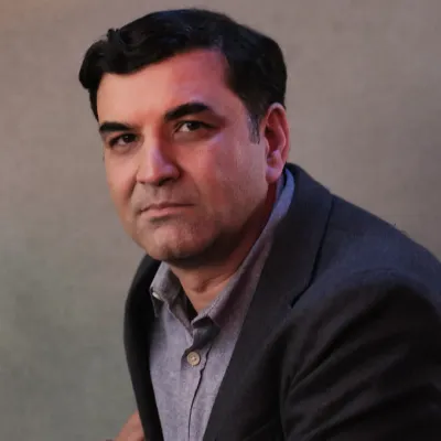 gordon corera official speaker profile picture