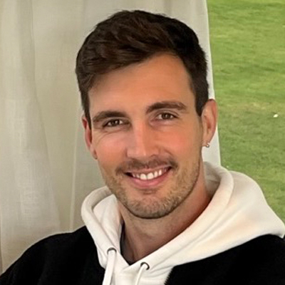 Steve Finn Official Speaker Profile Picture
