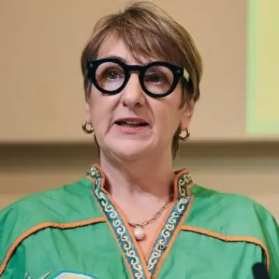 louise hill